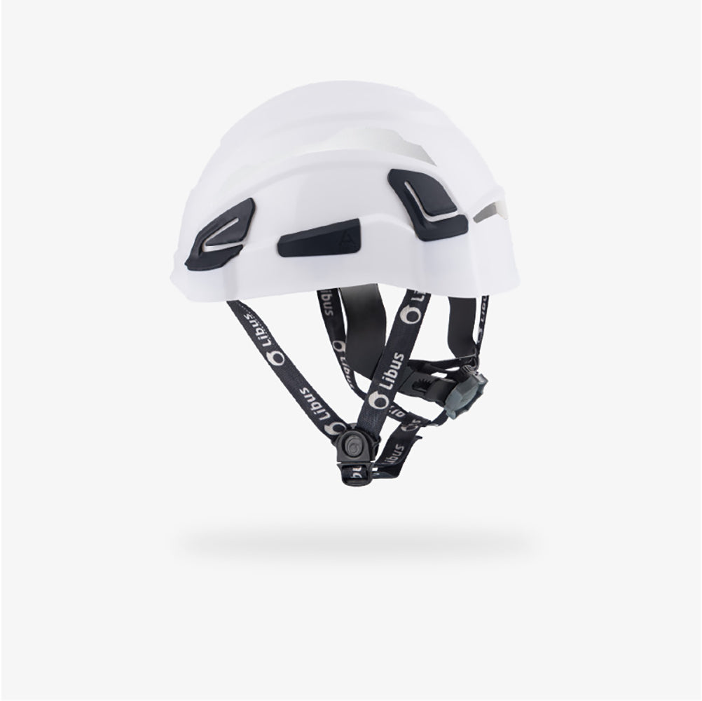 Casco Libus Andes Rescatista con mentonera, imagen familiar en color blanco