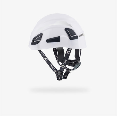 Casco Libus Andes Rescatista con mentonera, imagen familiar en color blanco