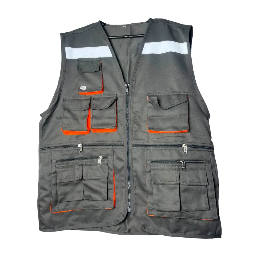 Chaleco drill multibolsillos gris con detalles naranjas; imagen referencial de formato